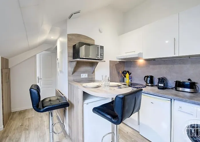 La Traversiere 7 / Proche Gare Тур